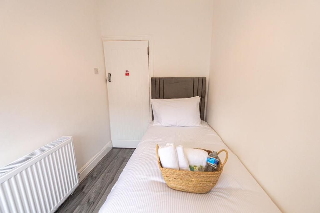 Room In Anfield ลิเวอร์พูล ภายนอก รูปภาพ